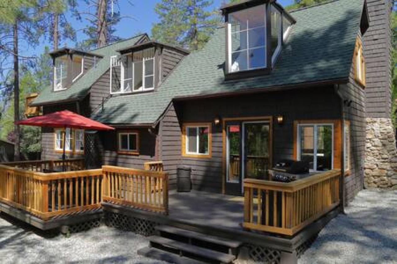 Hobbit House - Charming In Town Idyllwild